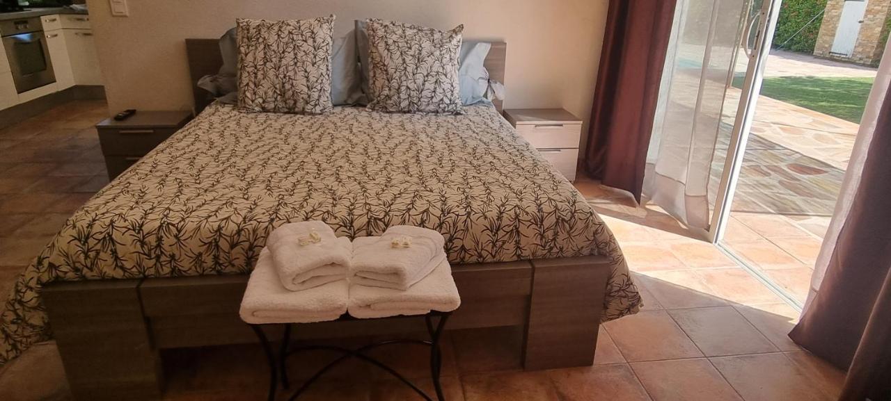 Gémenos Studio Independant A La Villa Garlaban 3 Etoiles מראה חיצוני תמונה