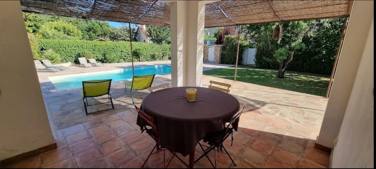 Gémenos Studio Independant A La Villa Garlaban 3 Etoiles מראה חיצוני תמונה